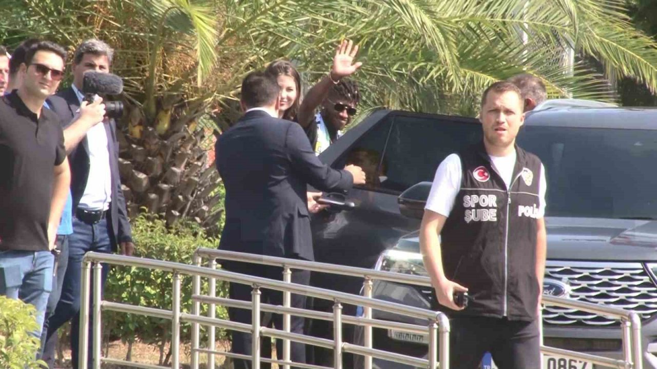 Fred, Fenerbahçe için İstanbul’a geldi