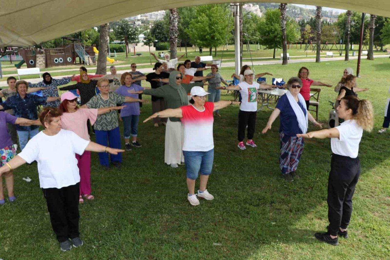 Sağlıklı yaşlanmanın sırlarını öğreniyorlar
