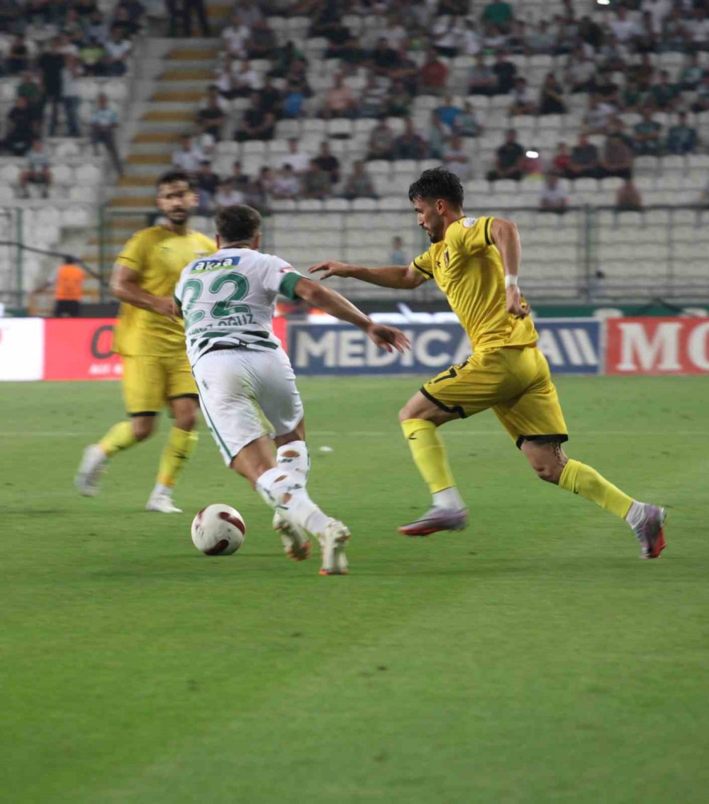 Konyaspor yeni sezona 1 puanla başladı