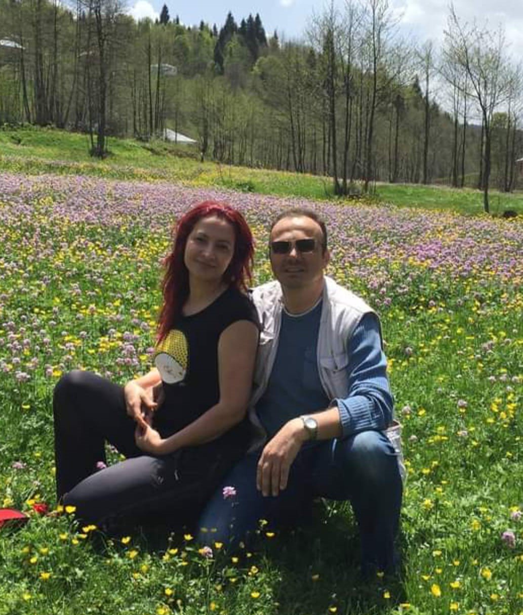 Yakınları ile girdiği denizde boğulma tehlikesi geçirmişti, kurtarılamayarak hayatını kaybetti