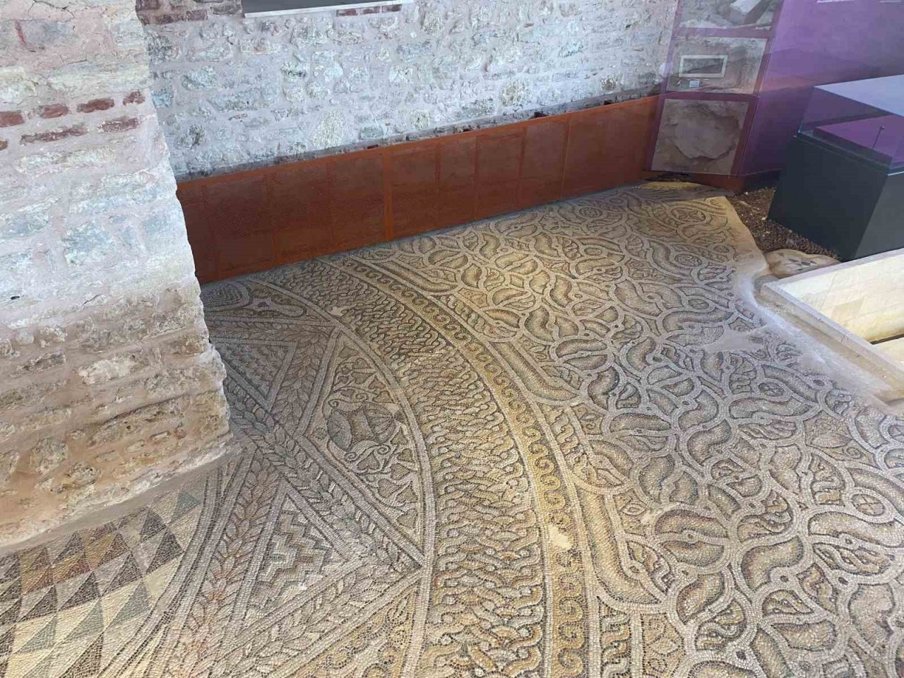 Kazlıçeşme Sanat’ta heyecanlandıran binlerce yıllık keşifler