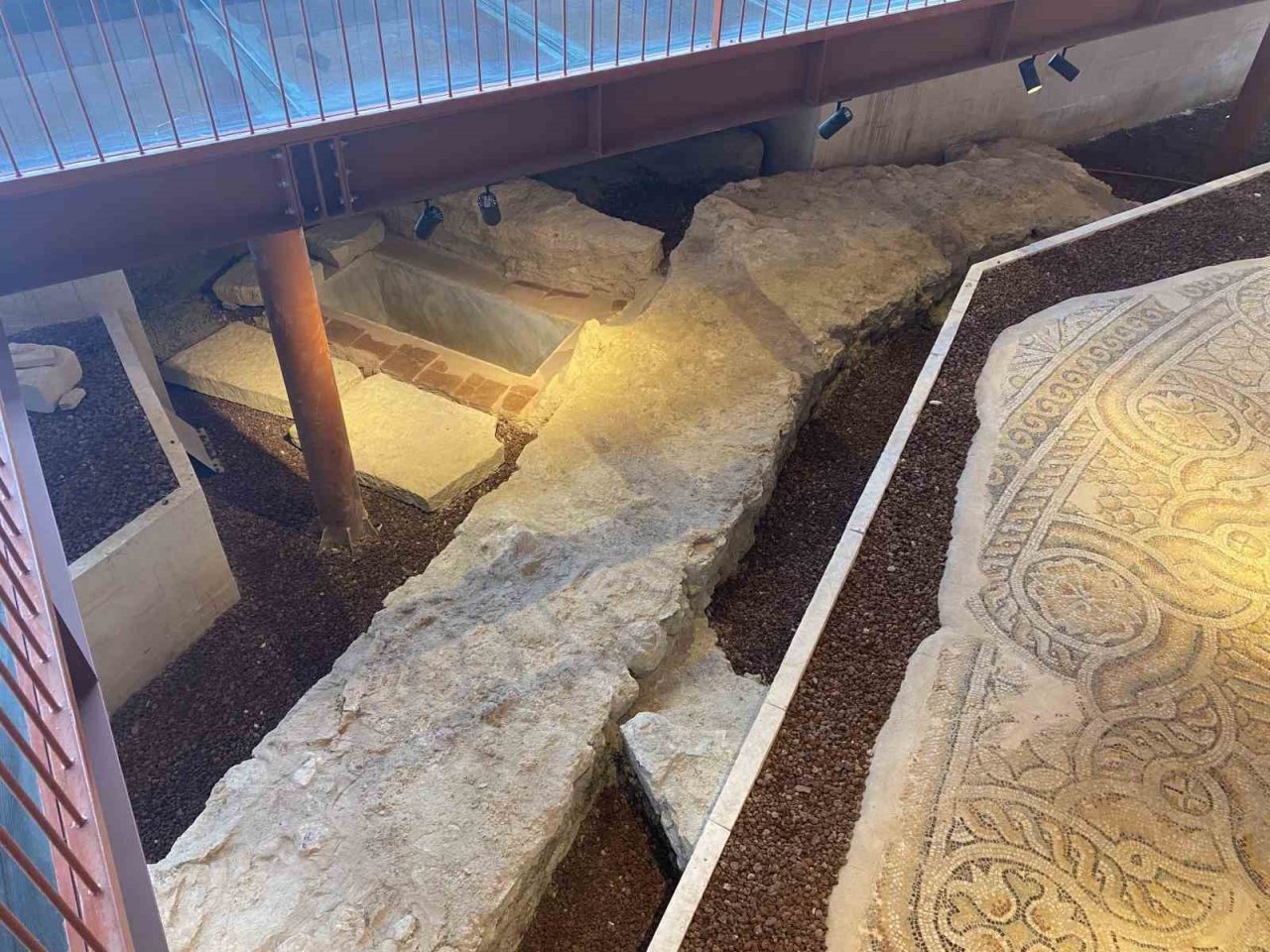 Kazlıçeşme Sanat’ta heyecanlandıran binlerce yıllık keşifler