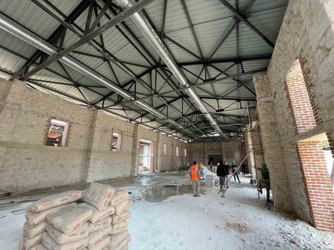 Eski çırçır fabrikası sanat merkezi oldu