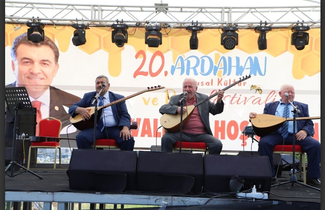 Bal Festivali devam ediyor
