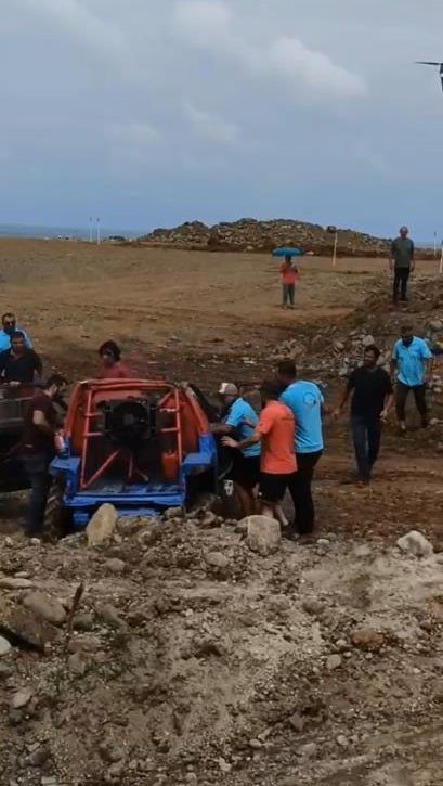 Festivalde takla atan off-road aracı anbean kameraya yansıdı