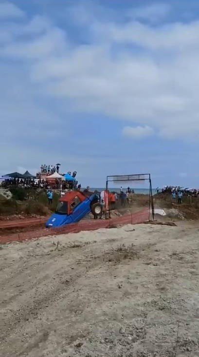 Festivalde takla atan off-road aracı anbean kameraya yansıdı