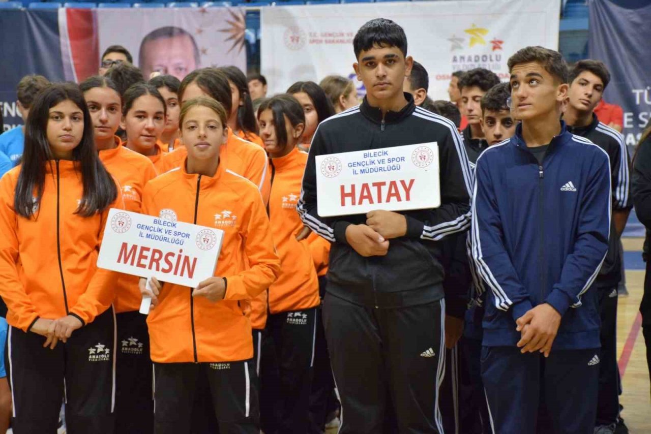 Analig Hentbol Yarı Final Müsabakalarına Bilecik ev sahipliği yapıyor