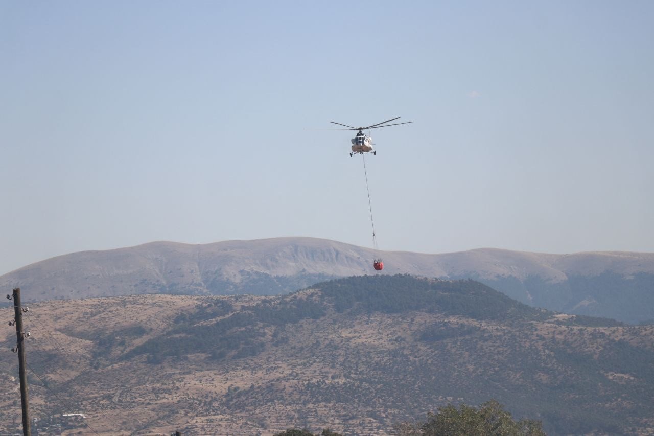 Bolu’da havadan ve karadan müdahale edilen yangın 3 saatte kontrol altına alındı