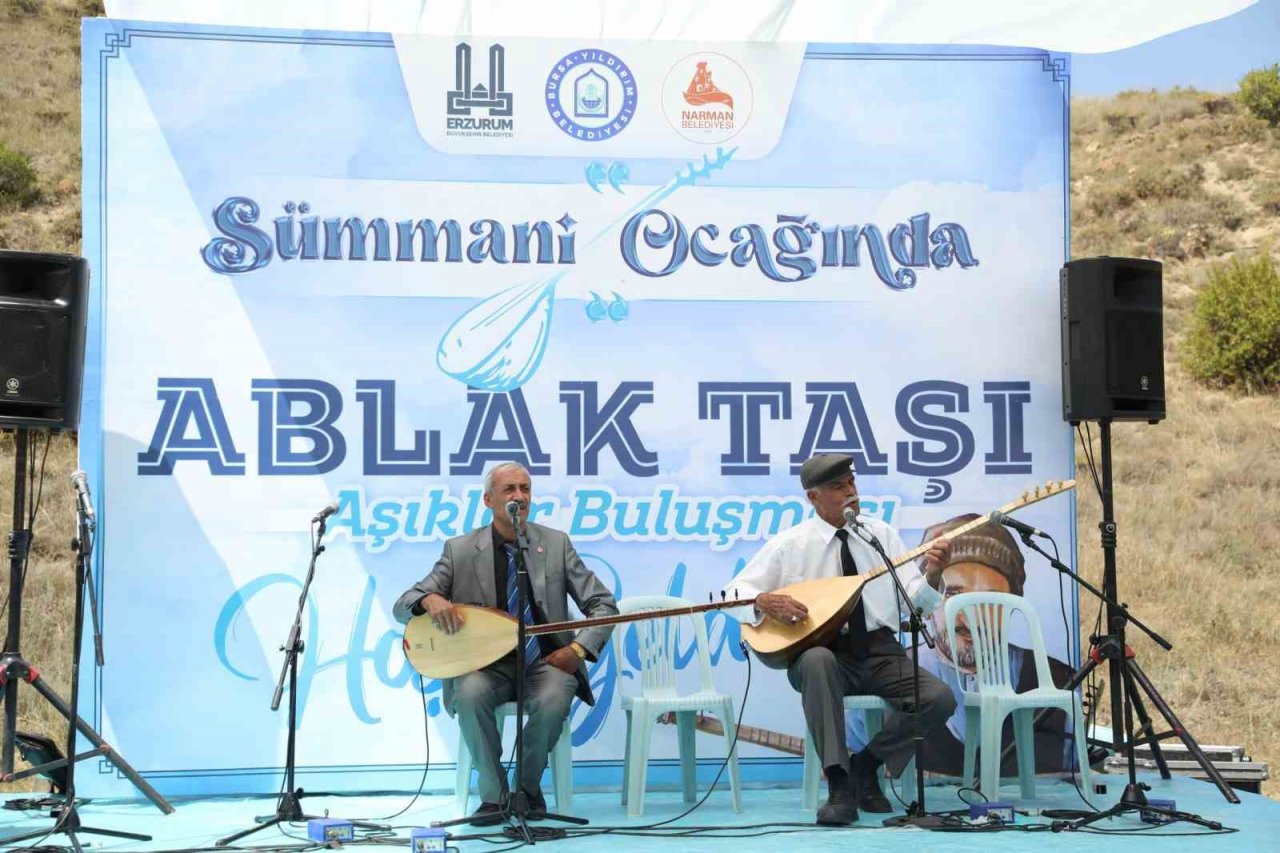 Sümmani Ocağında Ablak Taşı Âşıklar Buluştu