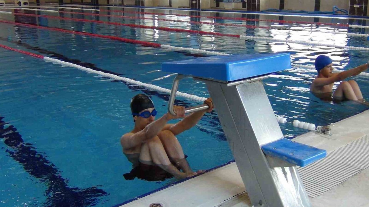 Kars’ta kulaçlar Ani’nin fethi için atıldı