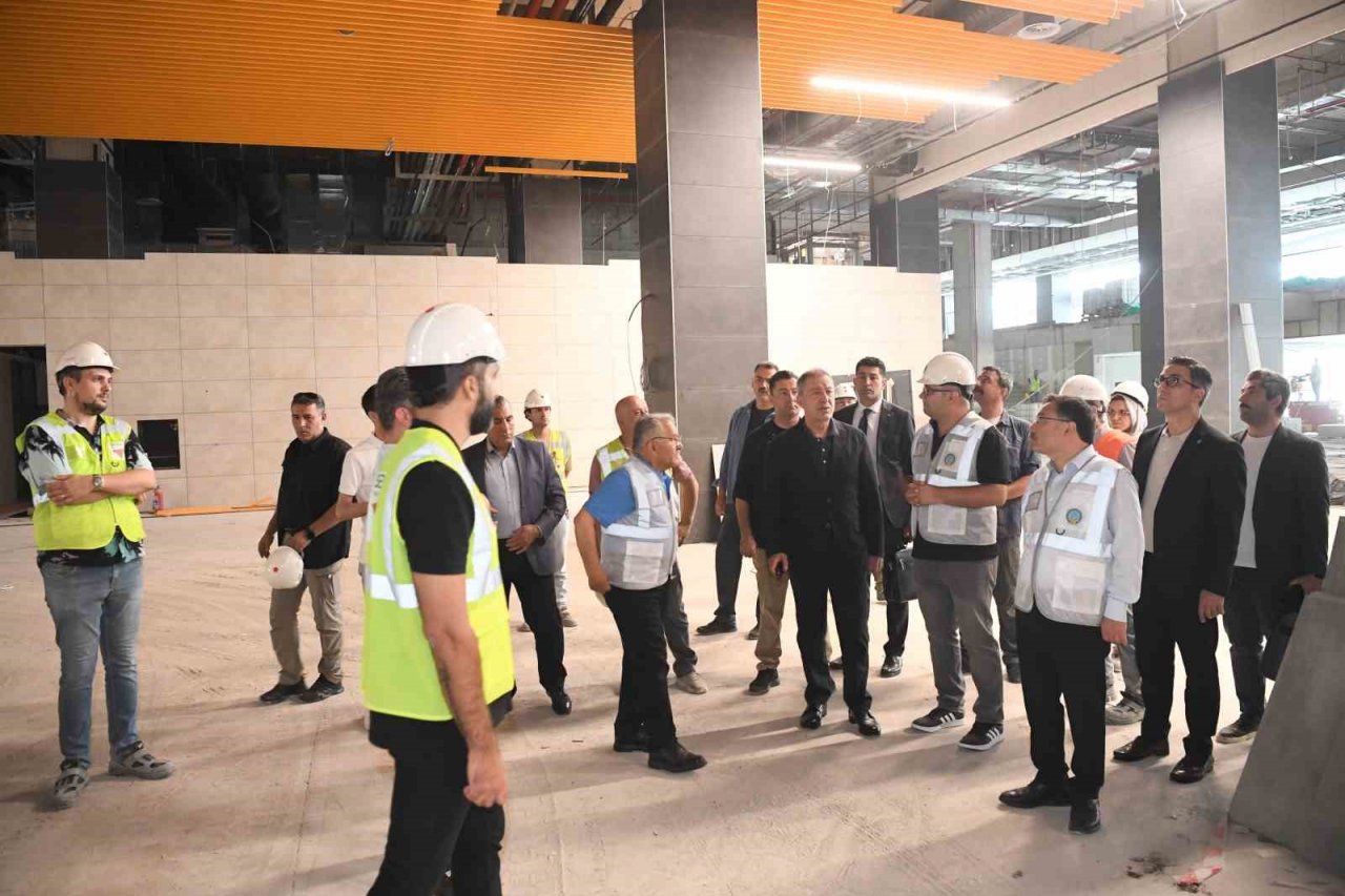 Kayseri Havalimanı Yeni Terminal Binası’nda İnceleme