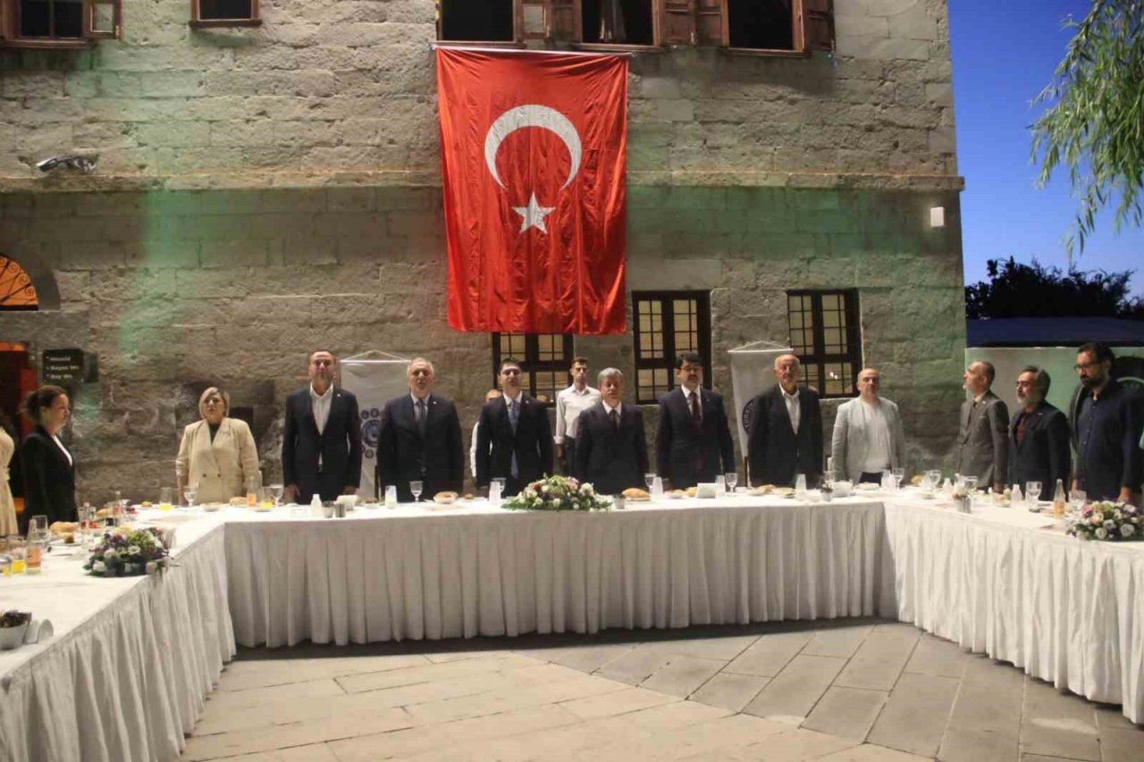 MHP’li Özdemir: "Bazı ilçelerimizde değişim olacaktır"