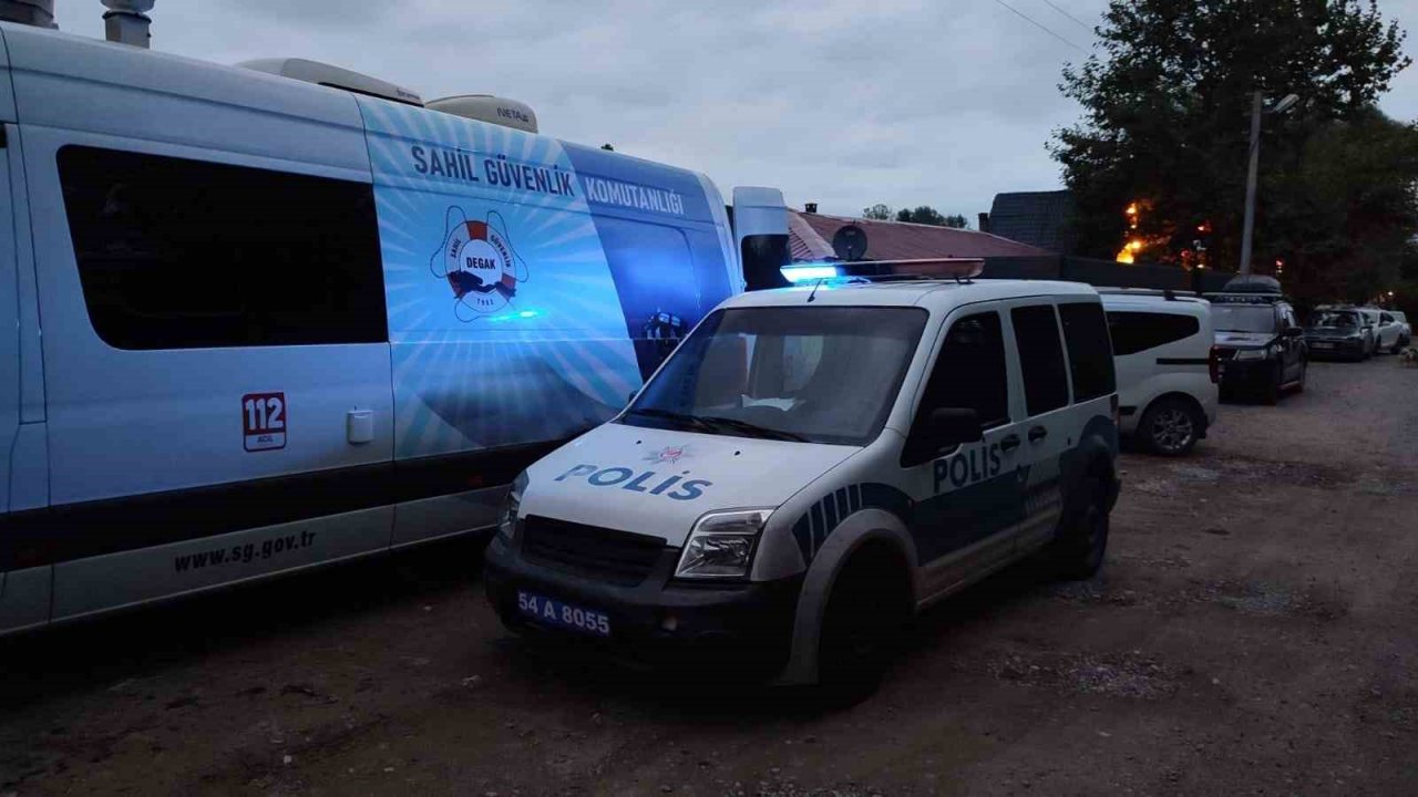 Düştüğü öne sürülen kişinin Sakarya Nehri’nden cansız bedeni çıktı
