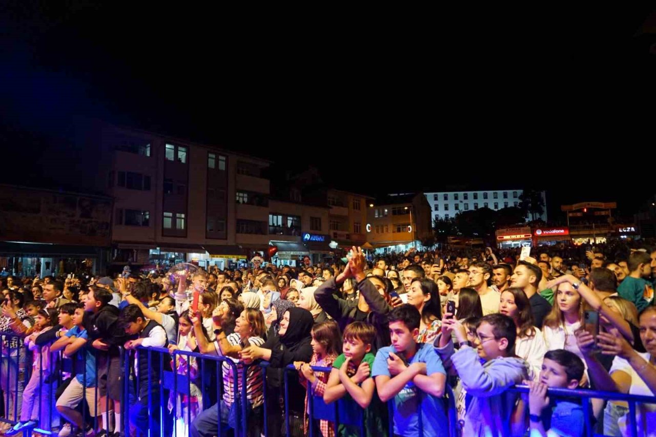 Bakan Yumaklı, Pınarbaşı Kanyon ve Doğa Sporları Festivaline katıldı