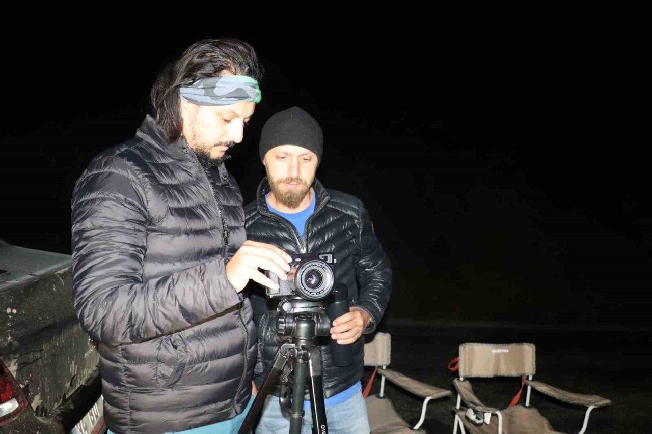 Tokat’ta meteor yağmurunu çekmek isteyen fotoğrafçılar bulutlara takıldı