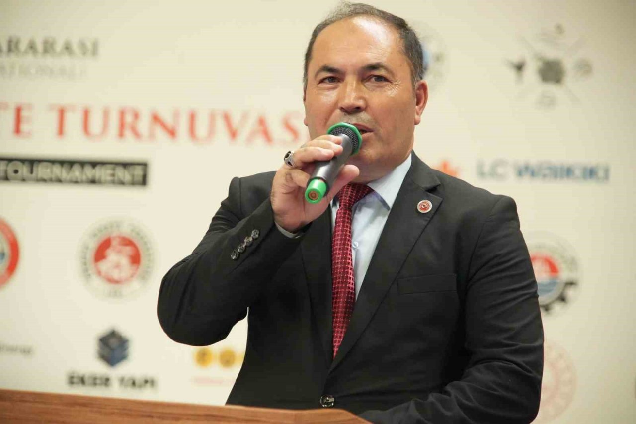 Gemlik’teki dev turnuvada kıyasıya rekabet