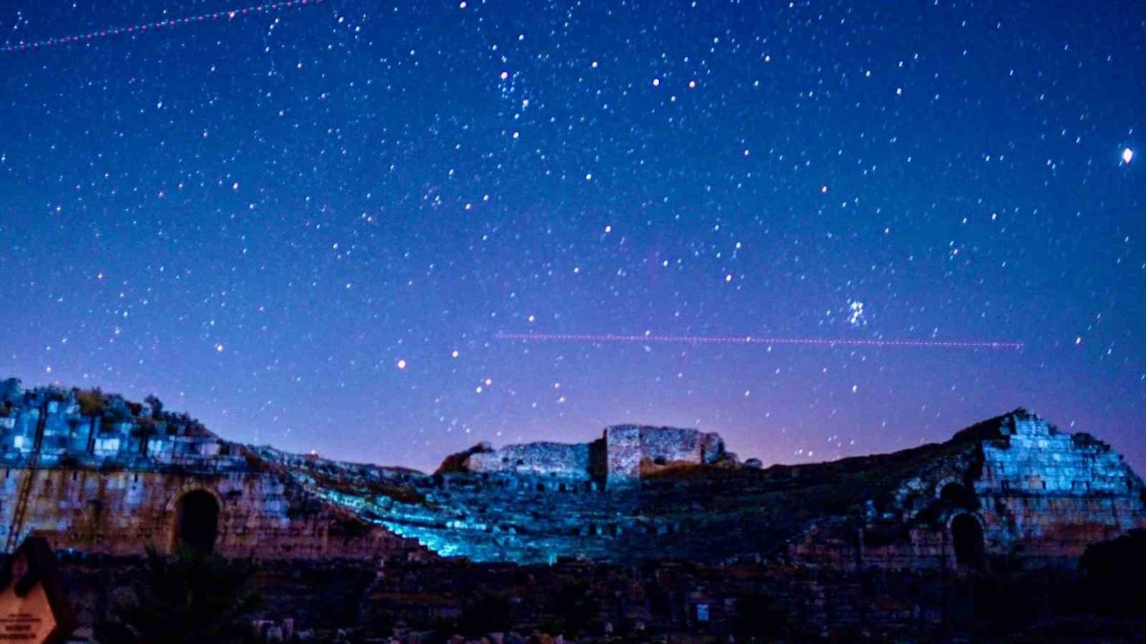 Meteor yağmuru, 4 bin yıllık Millet’te böyle görüntülendi