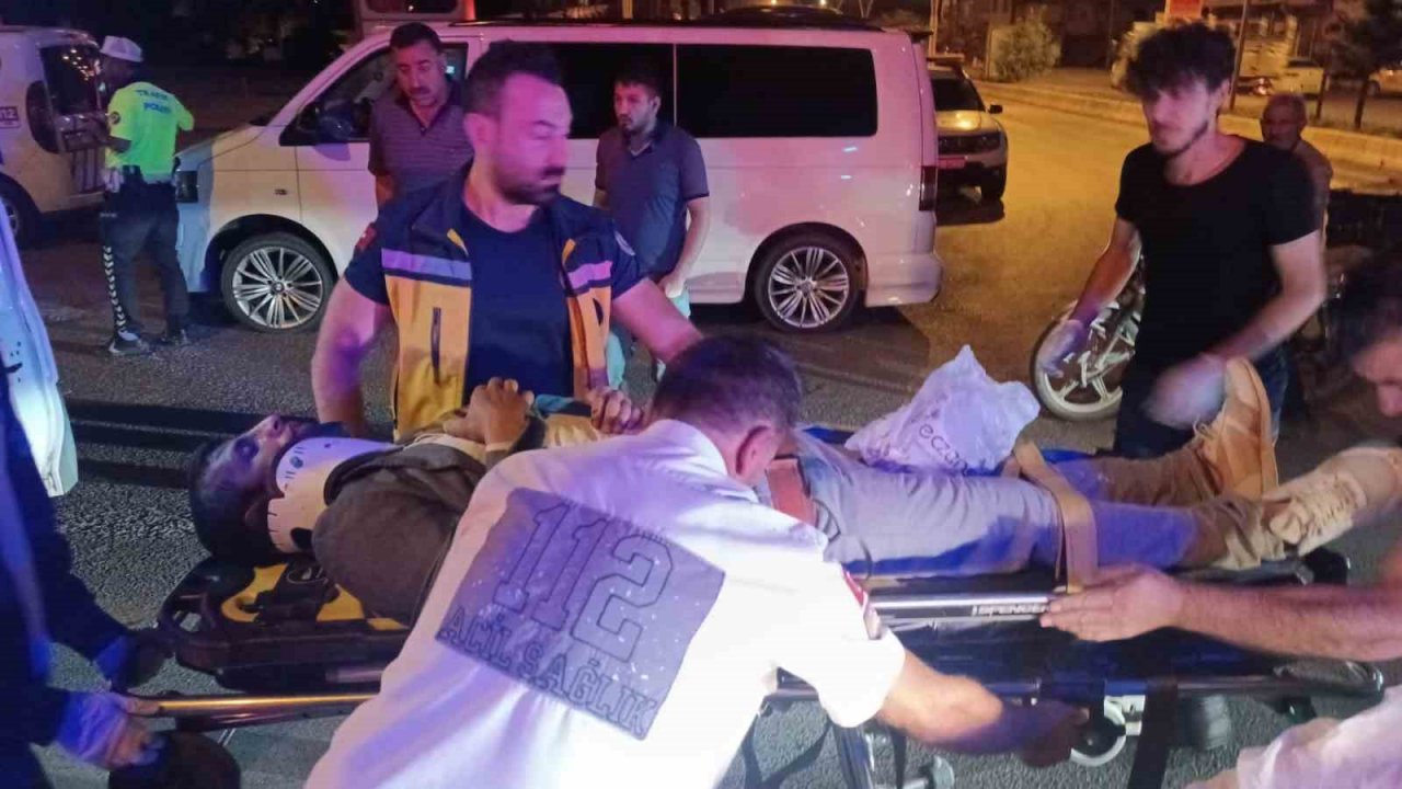 Ağrı’da iki araç çarpıştı: 1 ölü, 16 yaralı