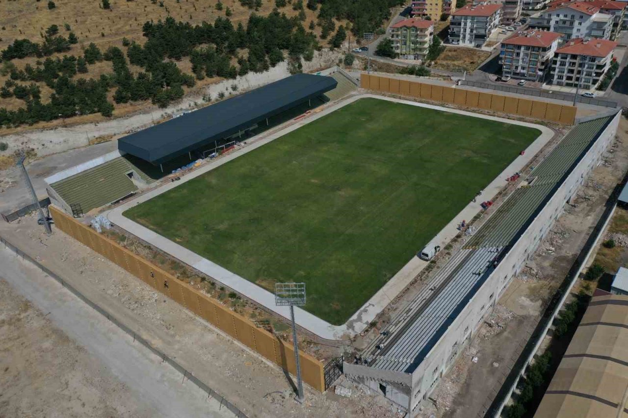 Keçiören’de Bağlum Stadı yenileniyor