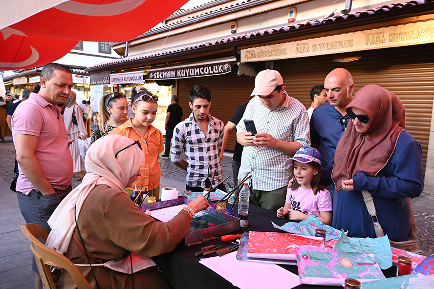 bedesten-alisveris-gunlerikonya-6.jpg