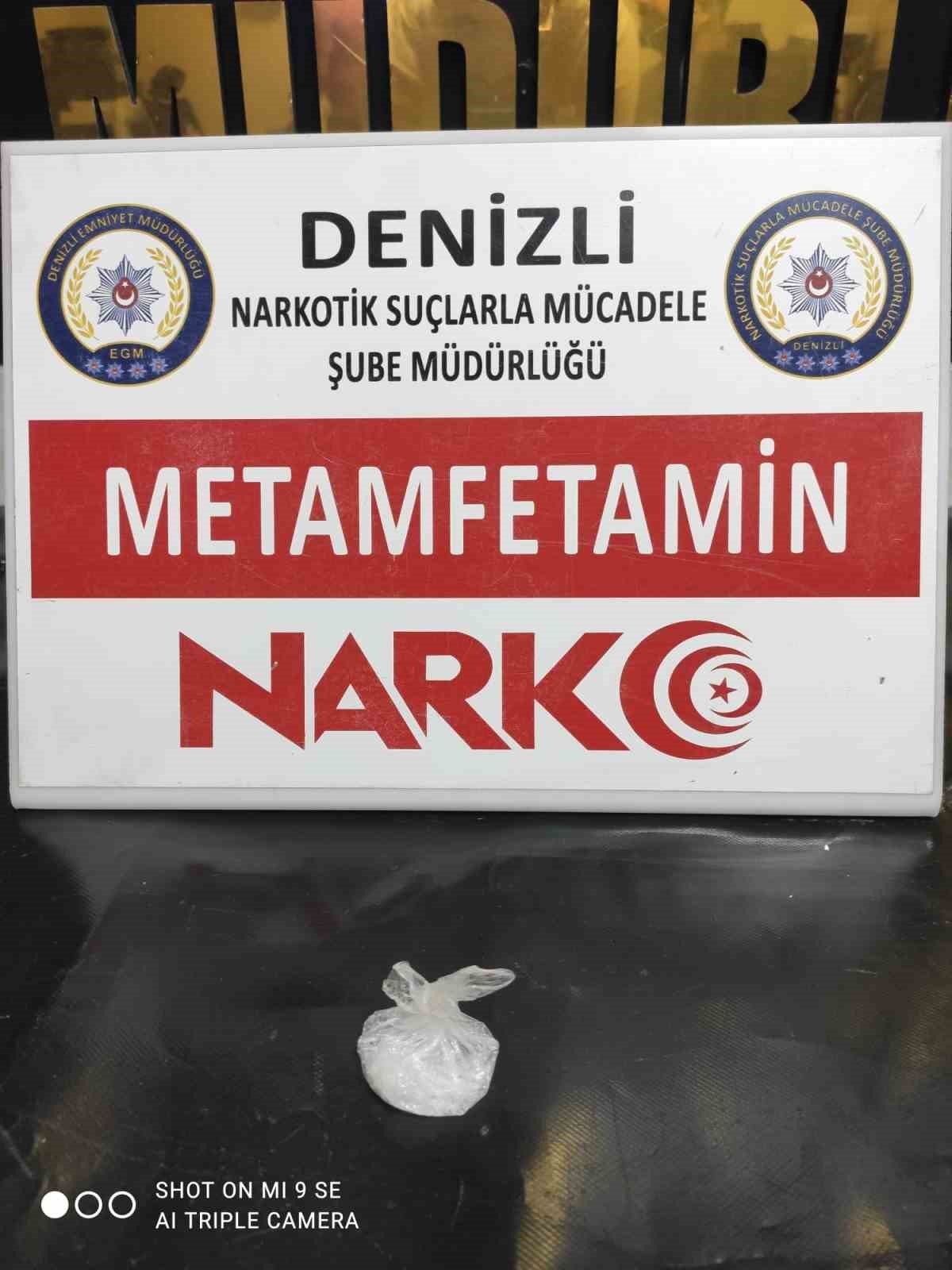 Denizli’de 6 uyuşturucu satıcısı tutuklandı