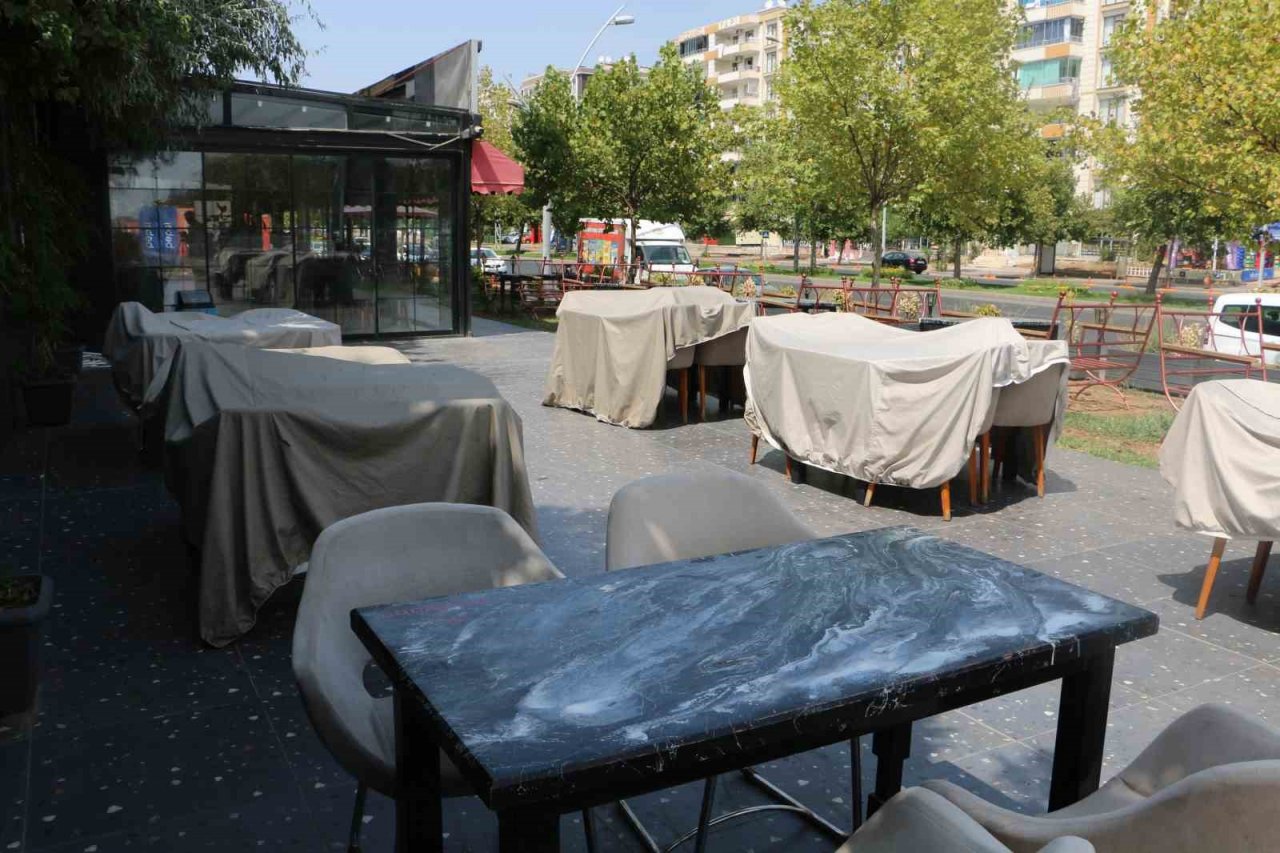 Diyarbakır’da termometreler 47 dereceyi gösterdi: Restoranlar boş kaldı