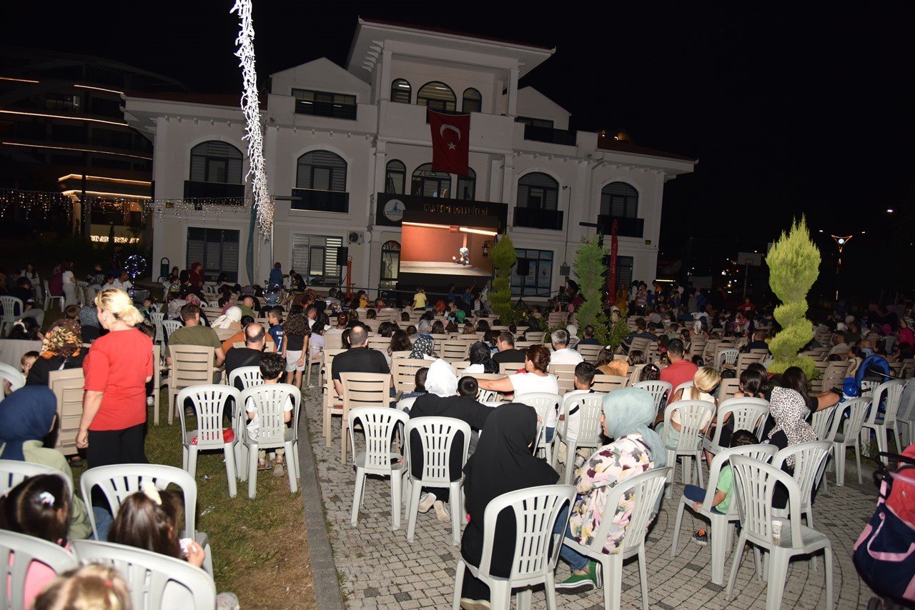 Yaz akşamların olmazsa olması sinema keyfine yoğun ilgi