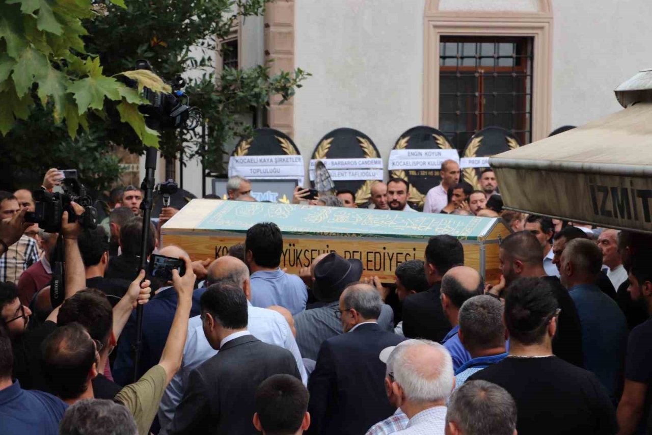 Eski İYİ Parti Kocaeli İl Başkanı son yolculuğuna uğurlandı