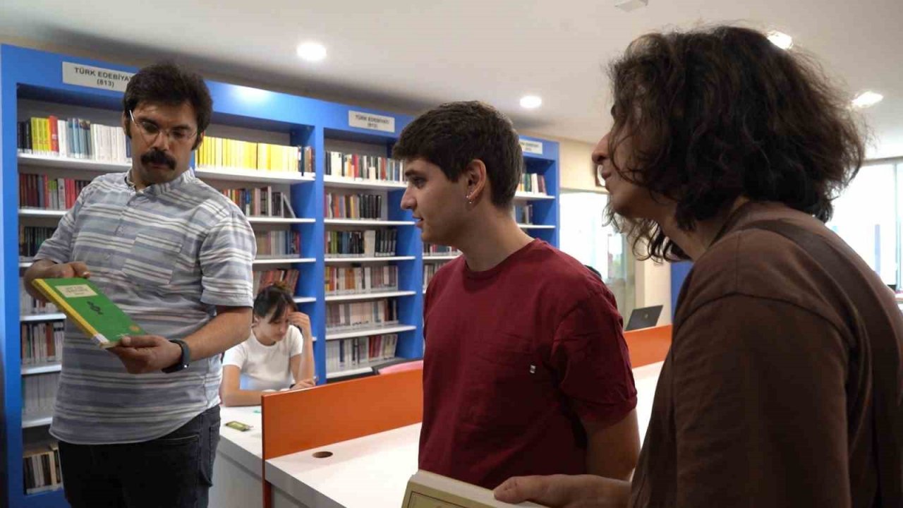 Atıl kitaplar Türkiye derecesi getirdi