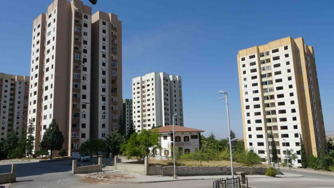 700 dairenin bulunduğu ’Yeşil Evler’ dinamitle patlatılacak