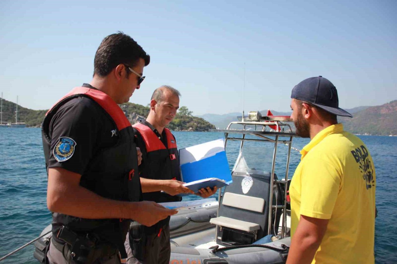 Marmaris deniz polisi su sporları denetimlerine devam ediyor