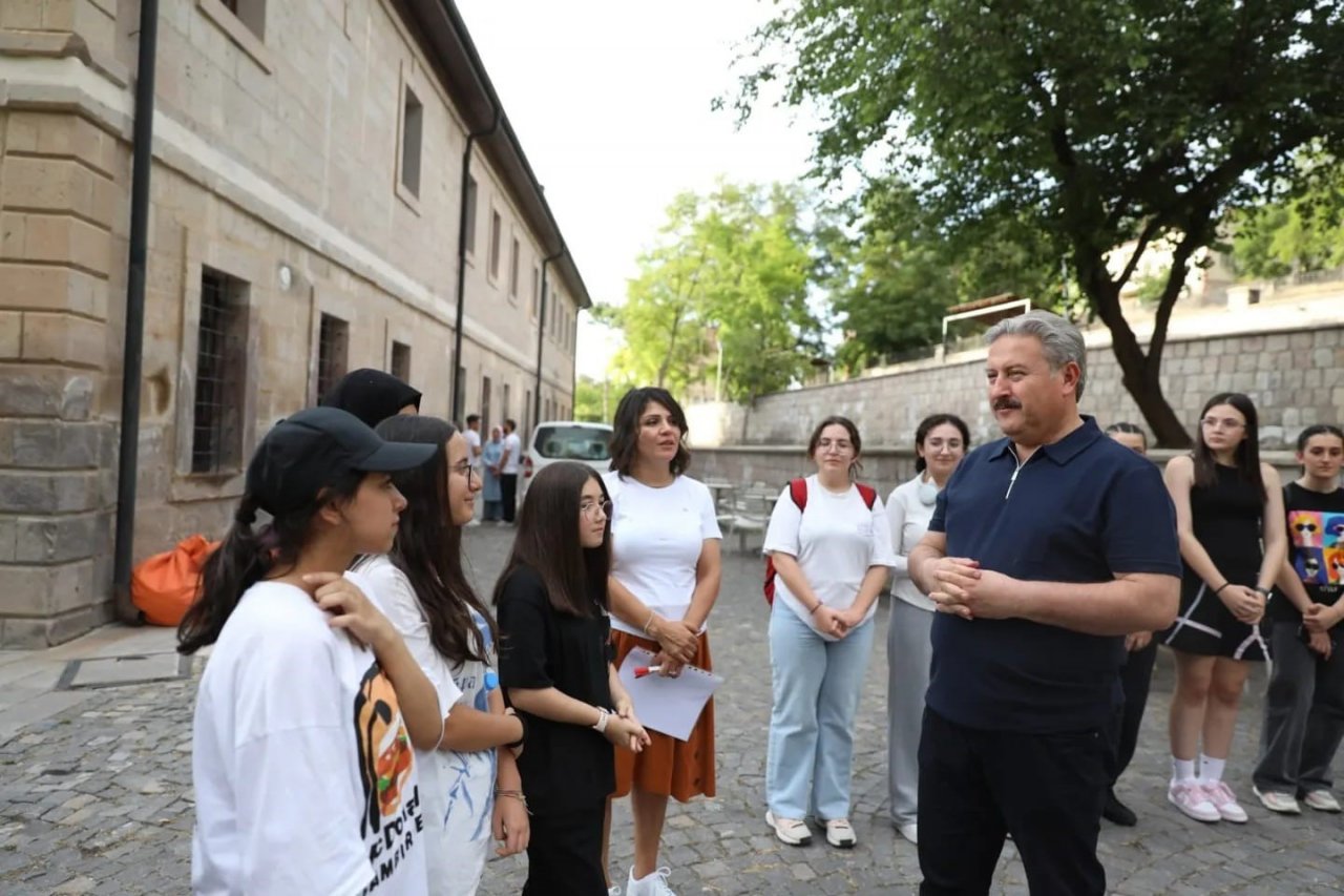 Gesi İngilizce Eğitim Kampı başladı