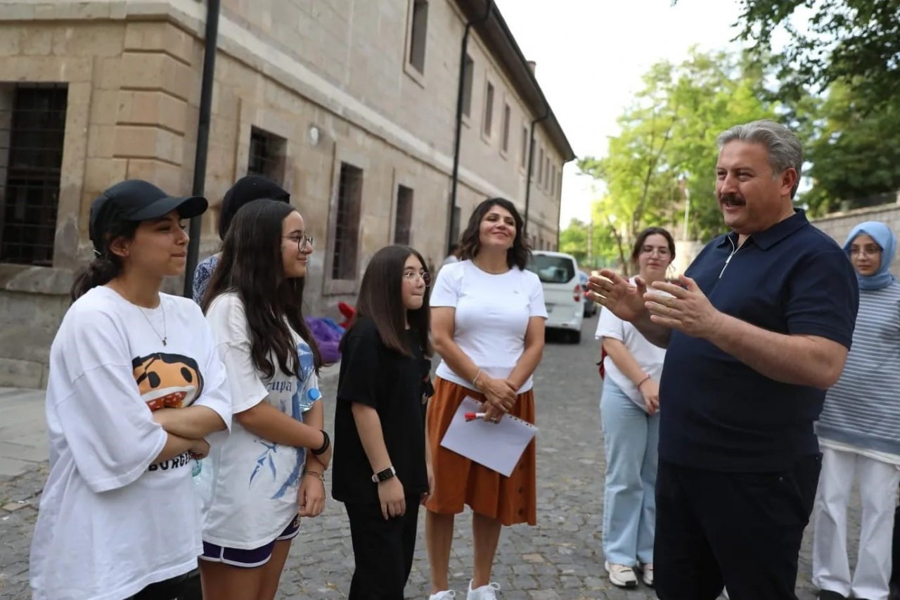 Gesi İngilizce Eğitim Kampı başladı