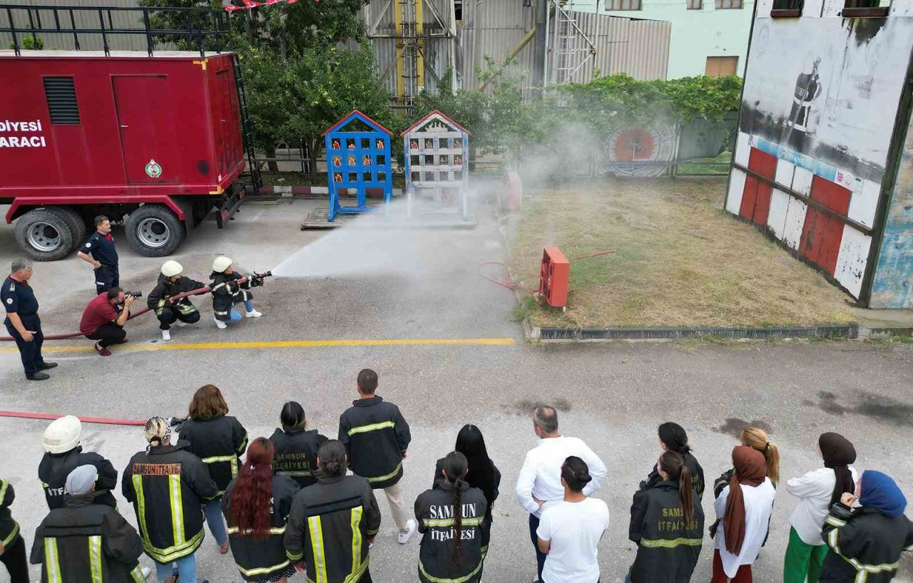 İtfaiyeden AFAD gönüllülerine eğitim