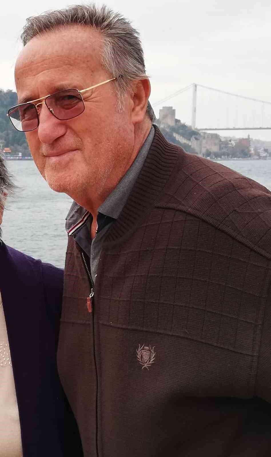 Denizde hareketsiz halde bulunan yaşlı adam hayatını kaybetti