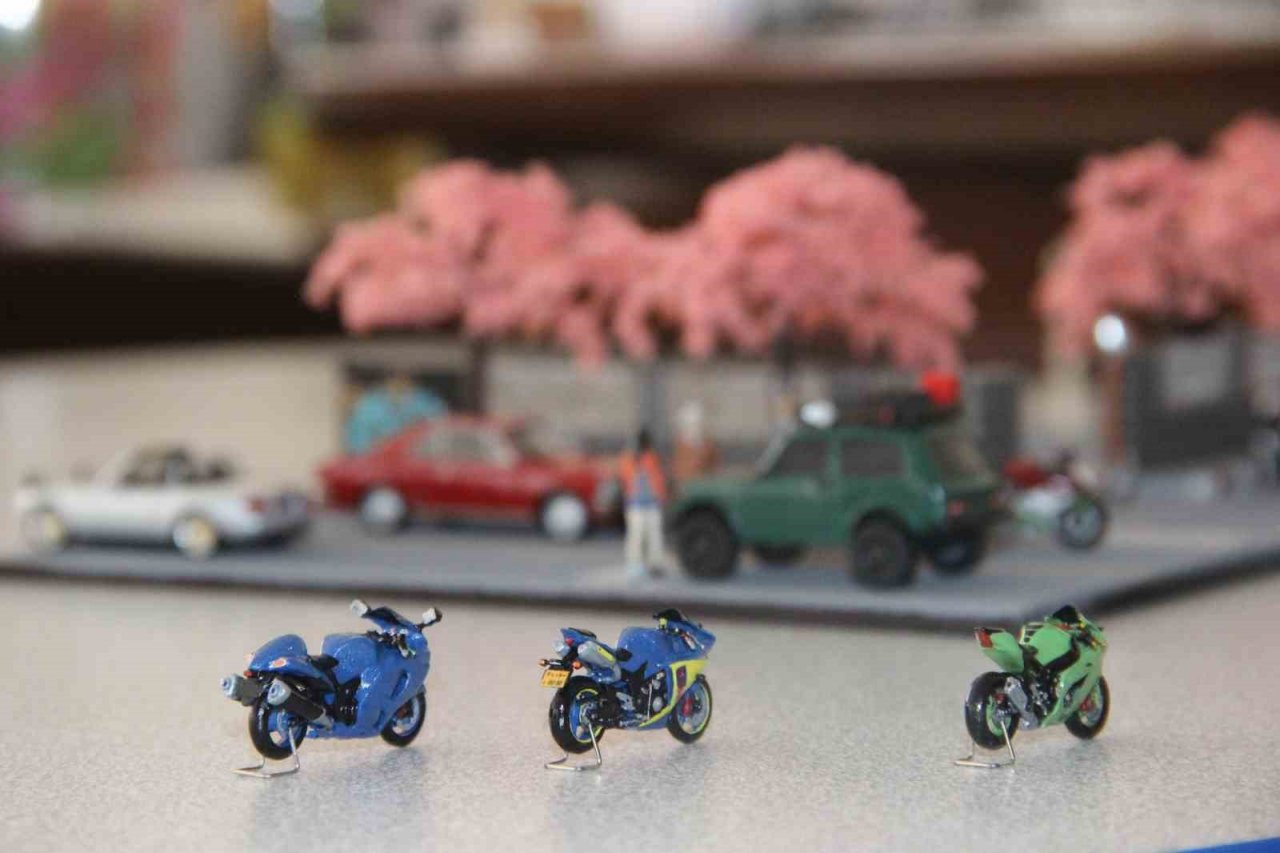 Gerçeğini aratmayan minyatür modelleriyle yoğun ilgi görüyor