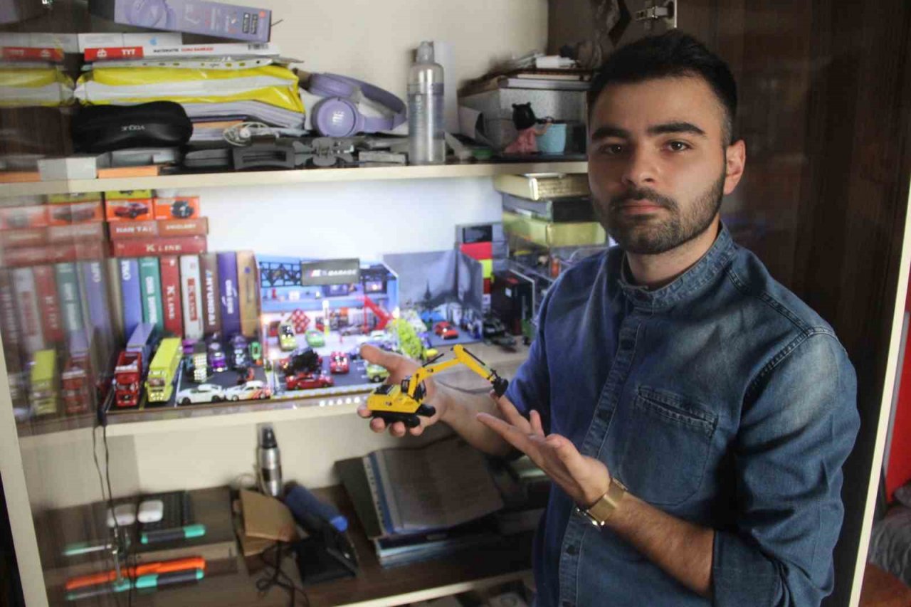 Gerçeğini aratmayan minyatür modelleriyle yoğun ilgi görüyor