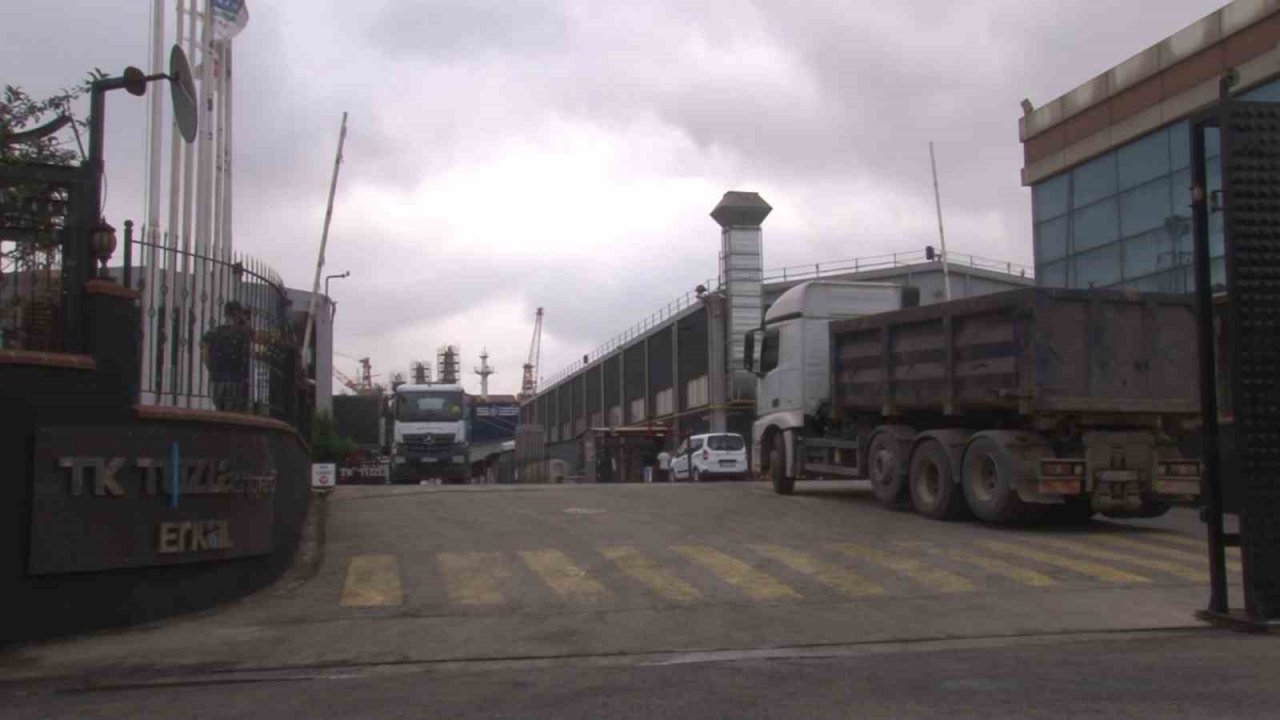 Tuzla’da gemide patlama: 1 ölü, 1 yaralı