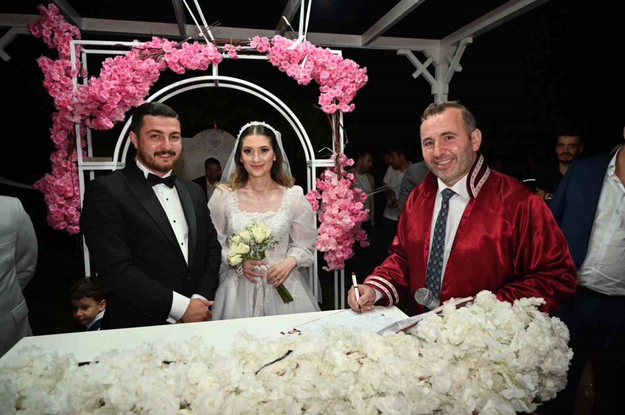 Yalova Belediyesi kır düğün alanı sezona başladı