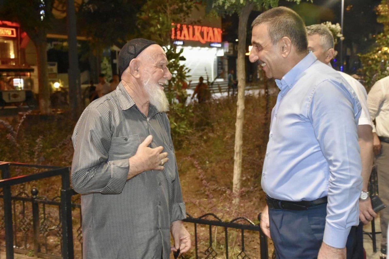 Yayınlanan Valiler Kararnamesi ile Zonguldak Valisi olarak atanan Vali Osman Hacıbektaşoğlu Siirt’e veda etti