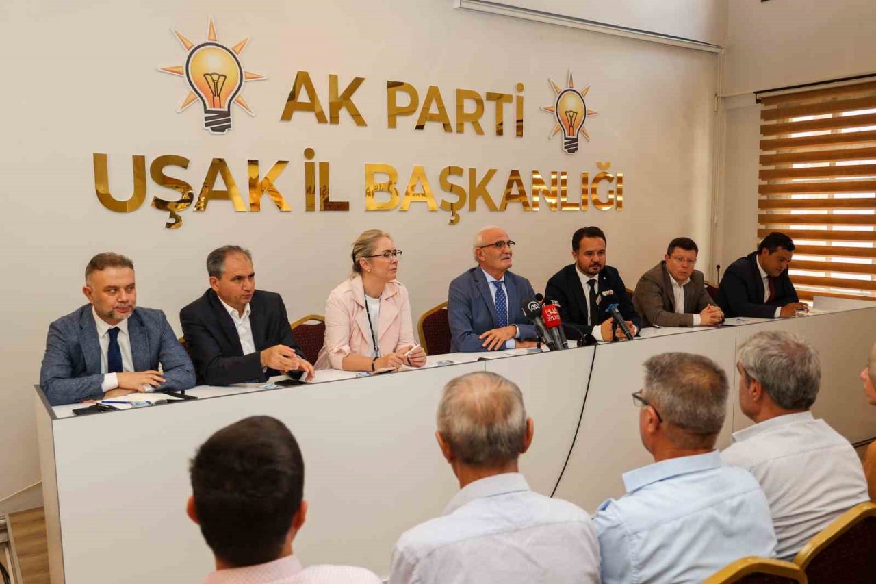 AK Partili Yılmaz: "Biz işimize bakıyoruz, onlar birbirleriyle uğraşa dursunlar"