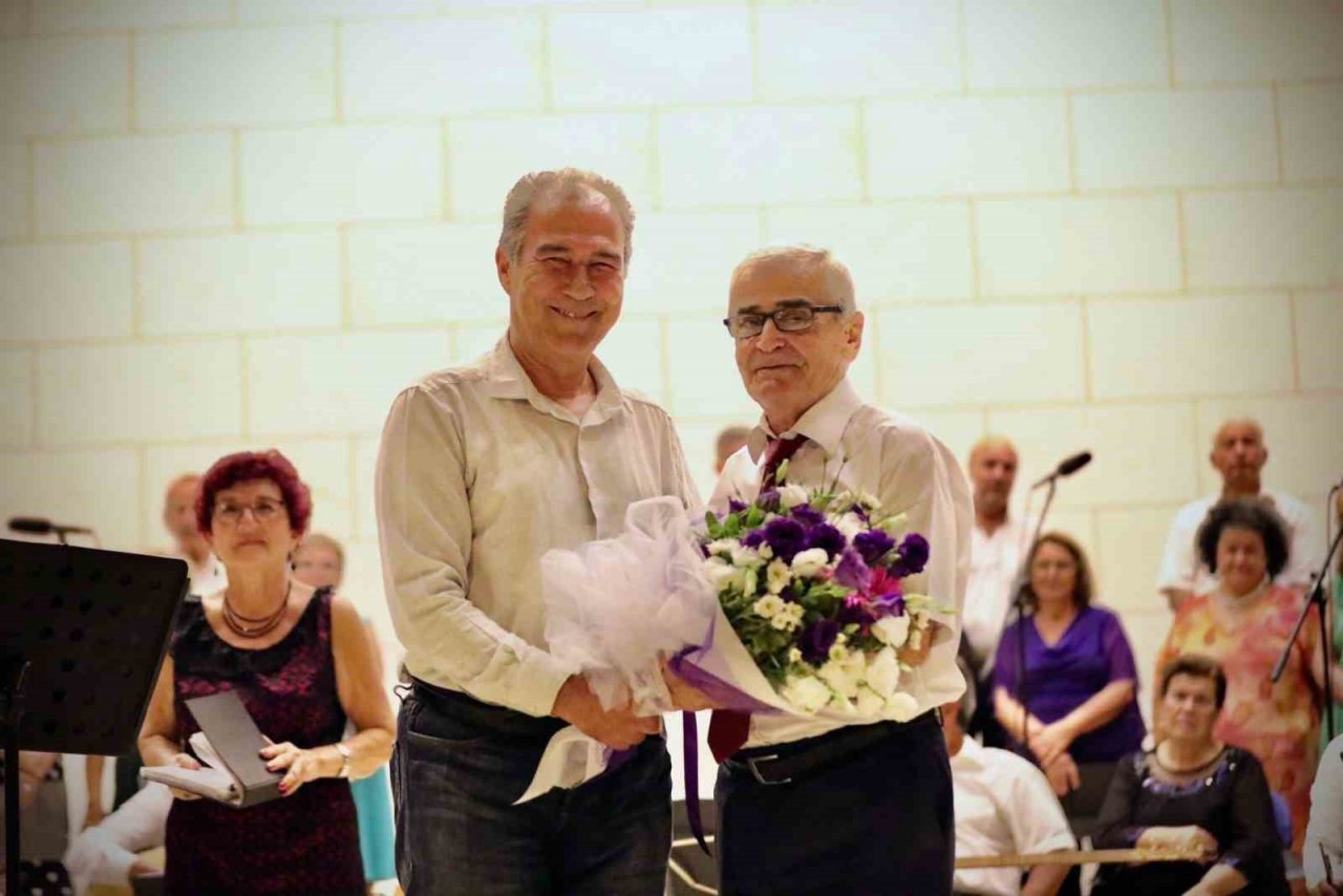 Didim türkü grubu yaz konseri büyük beğeni topladı