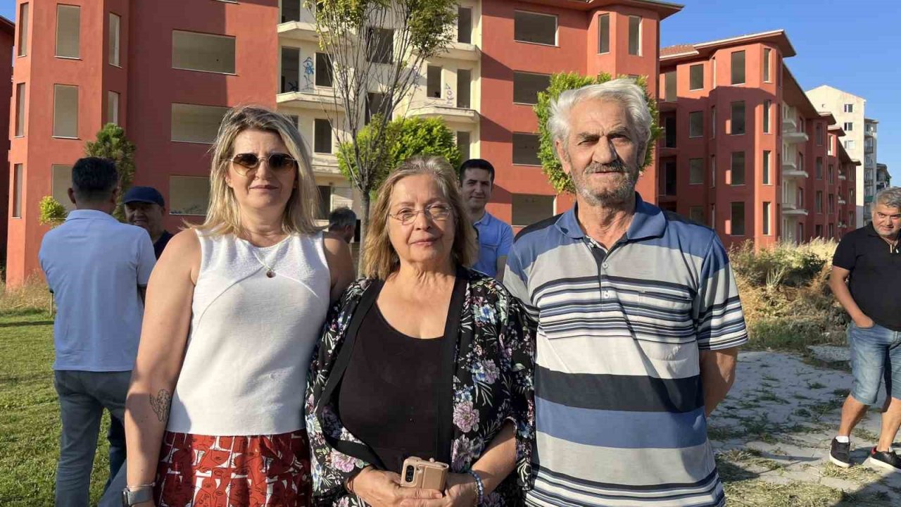 Bu binalar 20 yılı aşkın süredir atıl vaziyette bekliyor