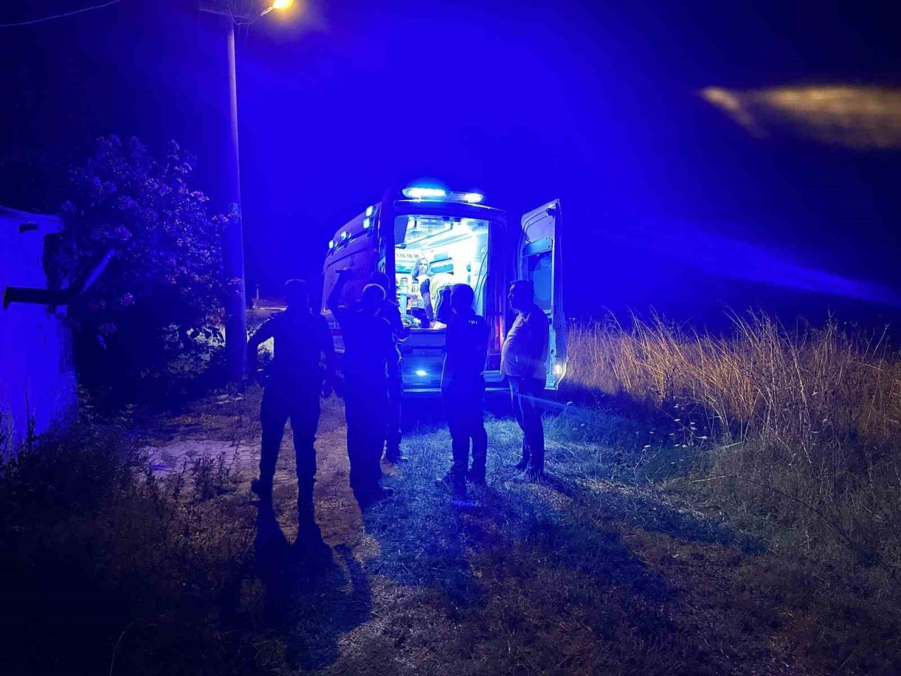 İple kendini asarak ölmek istedi