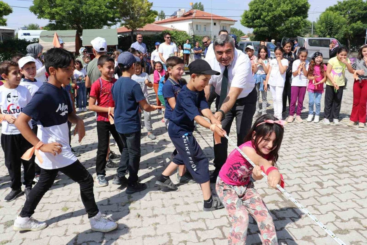 Bu proje öğrencileri hem eğitiyor hem de eğlendiriyor