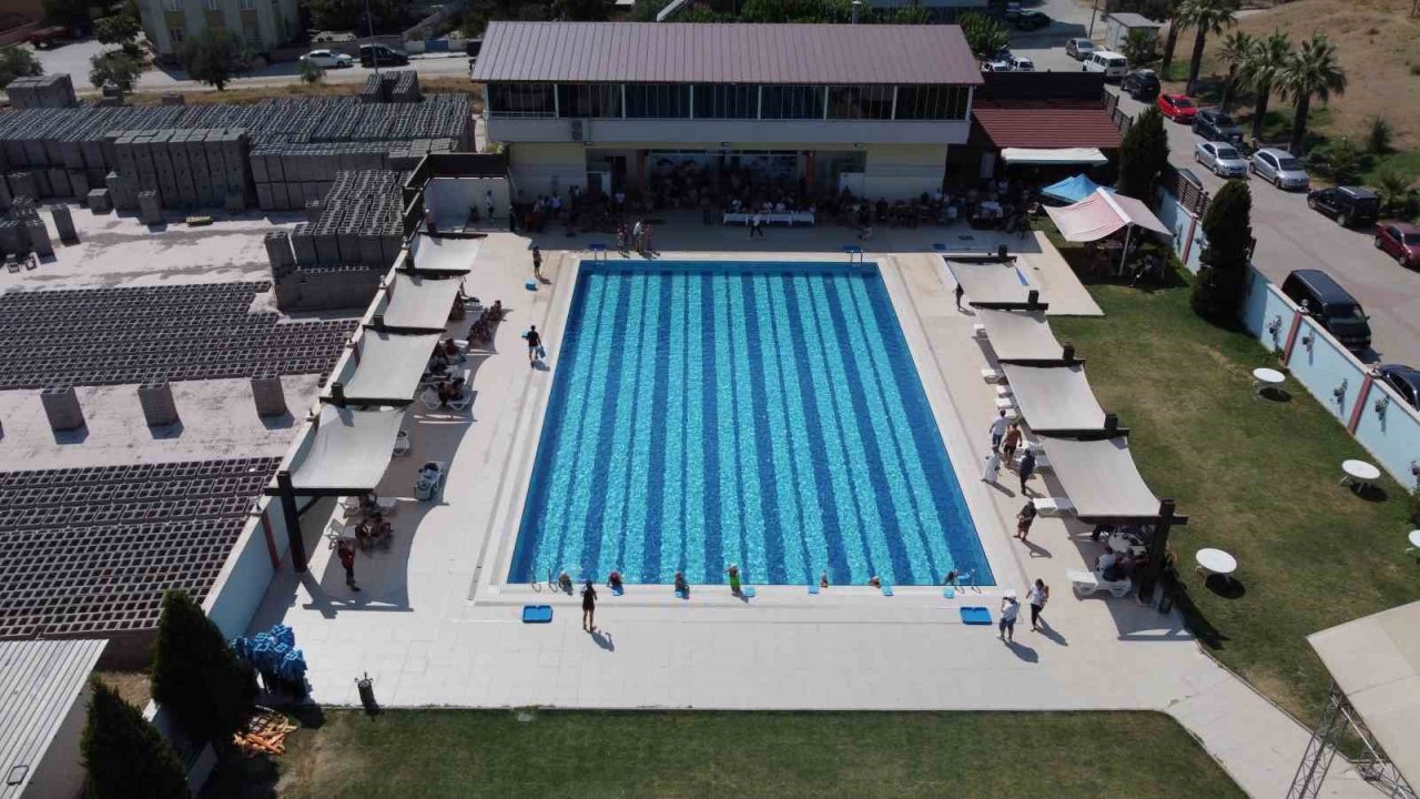 Buharkent’li çocuklar yüzme yarışında buluştu