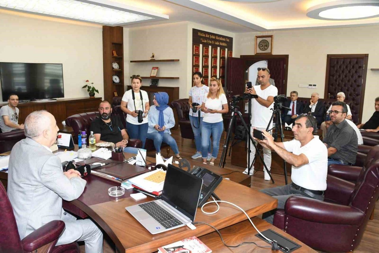 Başkan Çelik açıkladı: Belediyeden Akdağ’a HES’den sonra GES santrali