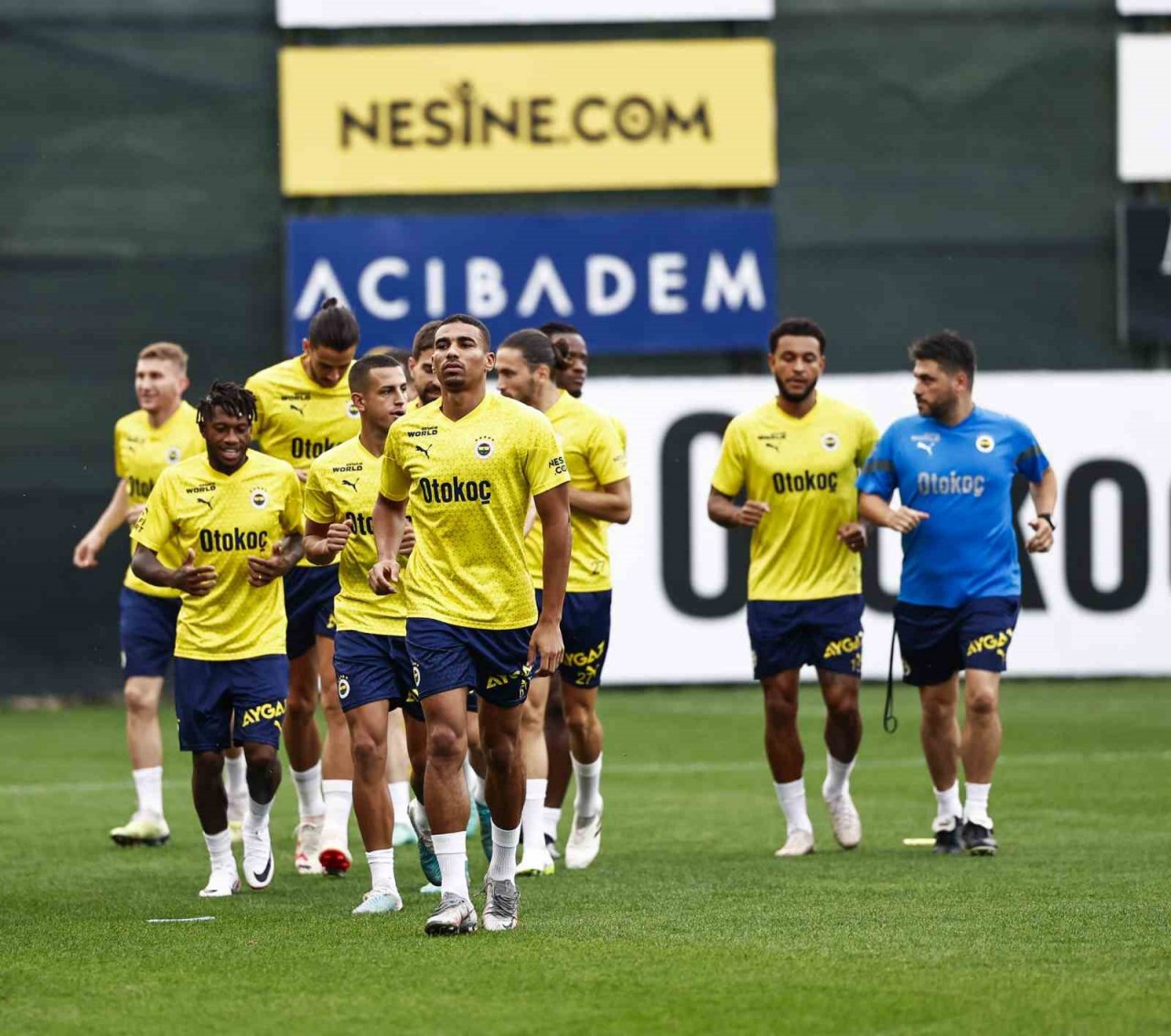 Fenerbahçe, Maribor maçı hazırlıklarının İstanbul etabını tamamladı