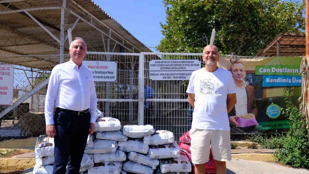 Sergisinin gelirini can dostlara bağışladı