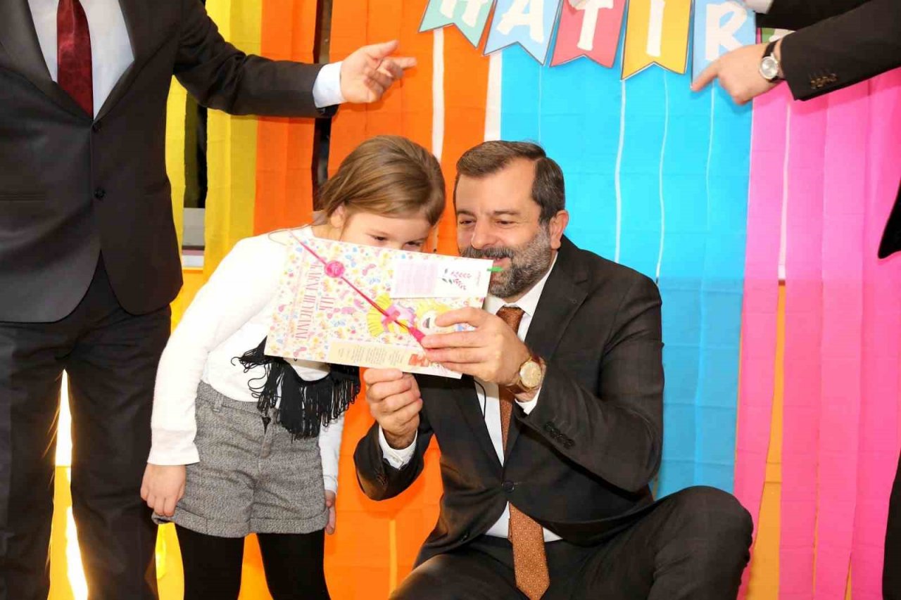 Gürsu’da çocuklara kırtasiye desteği